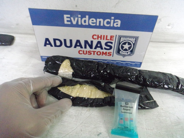 Iquique: Viajeras fueron interceptadas con droga en avanzada aduanera