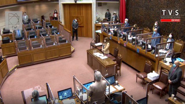 [Video] El Senado guardó un minuto de silencio en homenaje a Manola