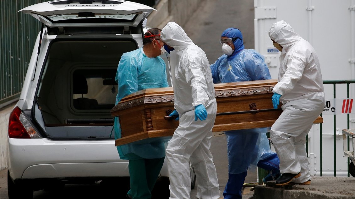 Funerarias de Lota denuncian que cuerpos son entregados en sábanas o bolsas de plástico