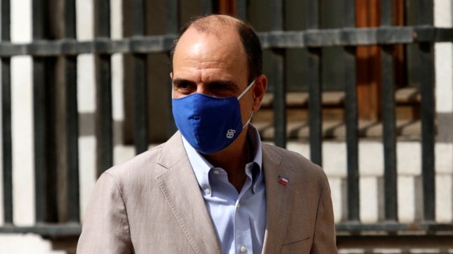 Cambio de gabinete: Monckeberg y Walker renunciaron para ser candidatos a constituyentes