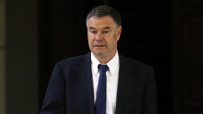 Fiscalía prepara desafuero de Ossandón por presunto tráfico de influencias