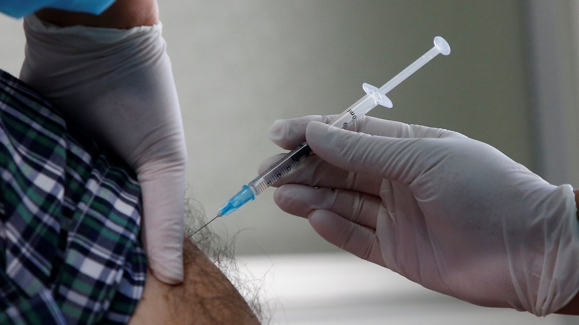 ISP recibió solicitud para importar vacuna de AstraZeneca y Oxford