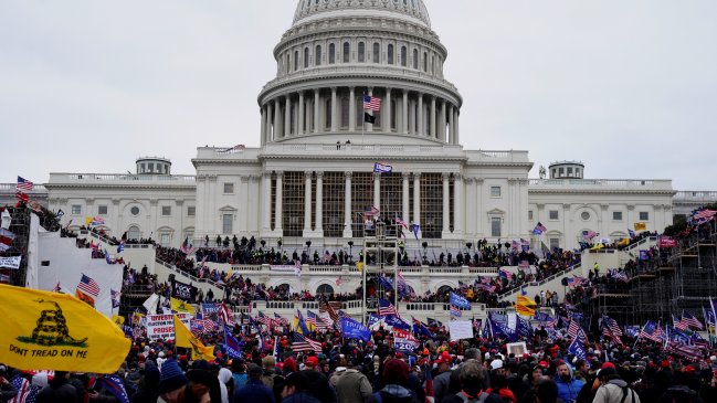 Muertos por asalto al Capitolio suben a cinco: Falleció un policía del Congreso