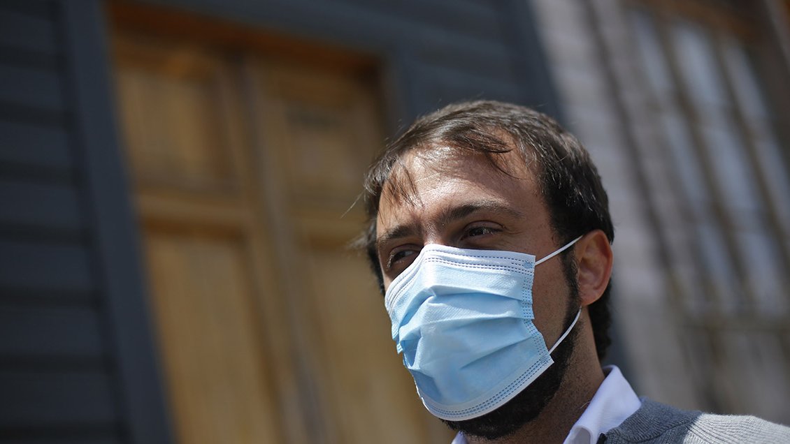 Alcalde Sharp propone exigir PCR negativo a turistas que lleguen a Valparaíso