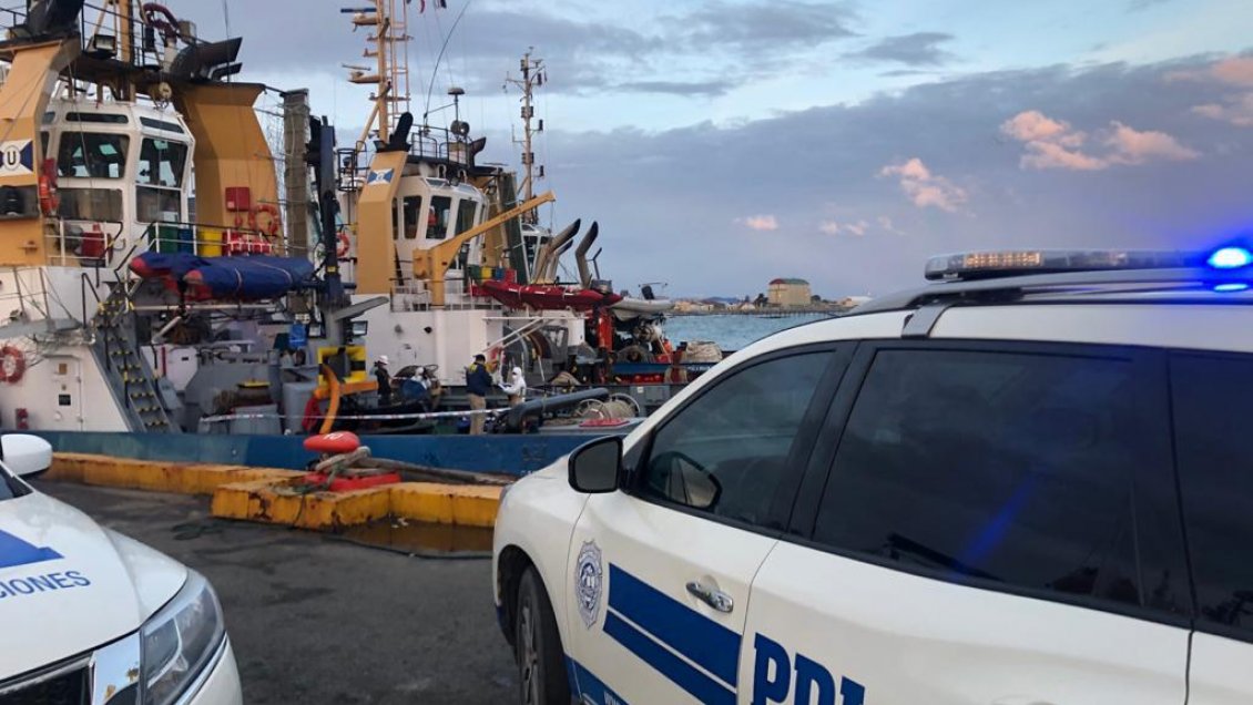 Punta Arenas: Trabajador murió tras caer al mar desde un remolcador