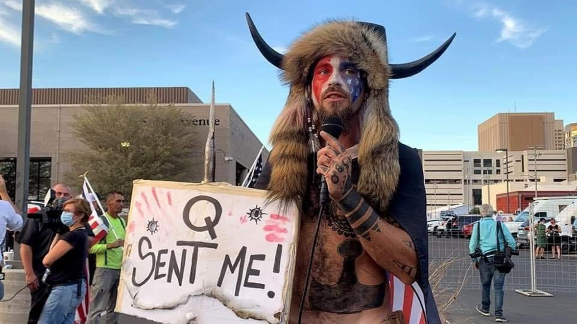 Twitter borró 70.000 cuentas ligadas al movimiento pro-Trump QAnon