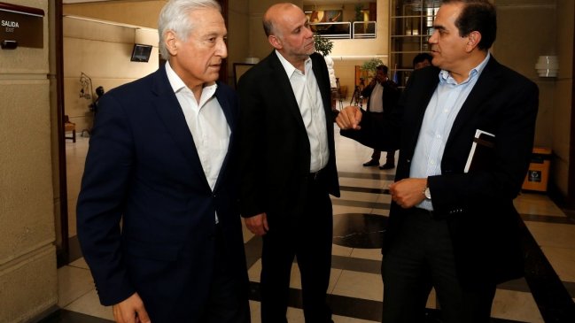 Unidad Constituyente desdramatizó decisión de llevar dos listas a elecciones municipales