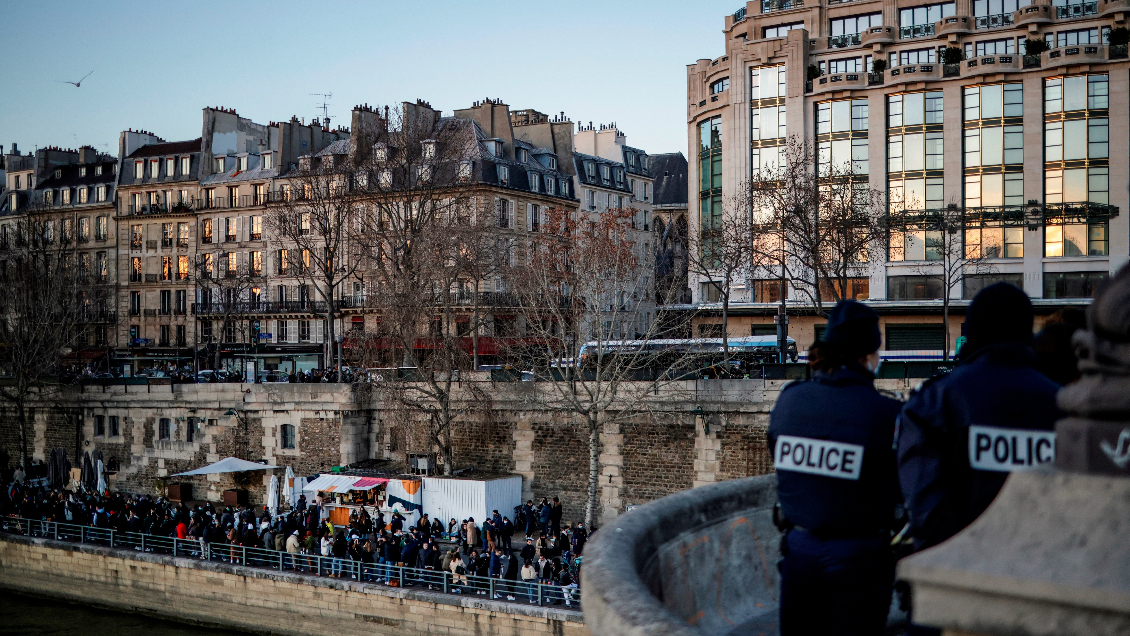 Francia endurece el toque de queda: Empezará a las 18:00 horas