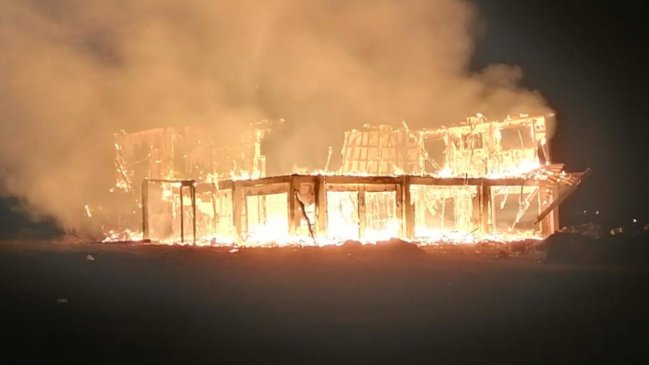Incendio destruyó por completo el Refugio Fragüita de Tocopilla