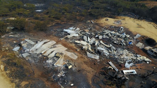 Incendio forestal en Biobío arrasó una casa, un galpón y 537 hectáreas
