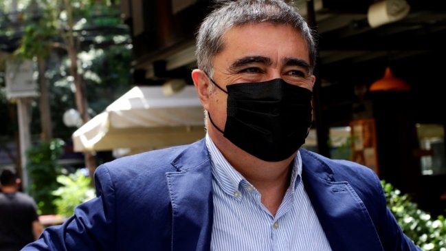 Desbordes minimiza encuestas y dice que la carrera oficialista 