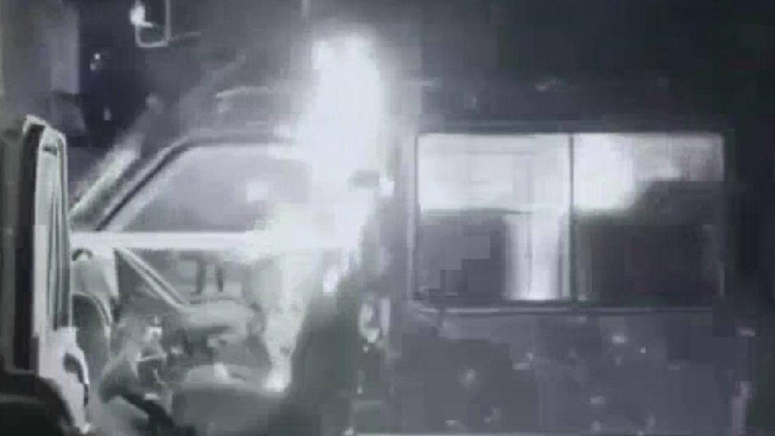 Condenan con libertad vigilada a quienes lanzaron molotov dentro de un carro policial