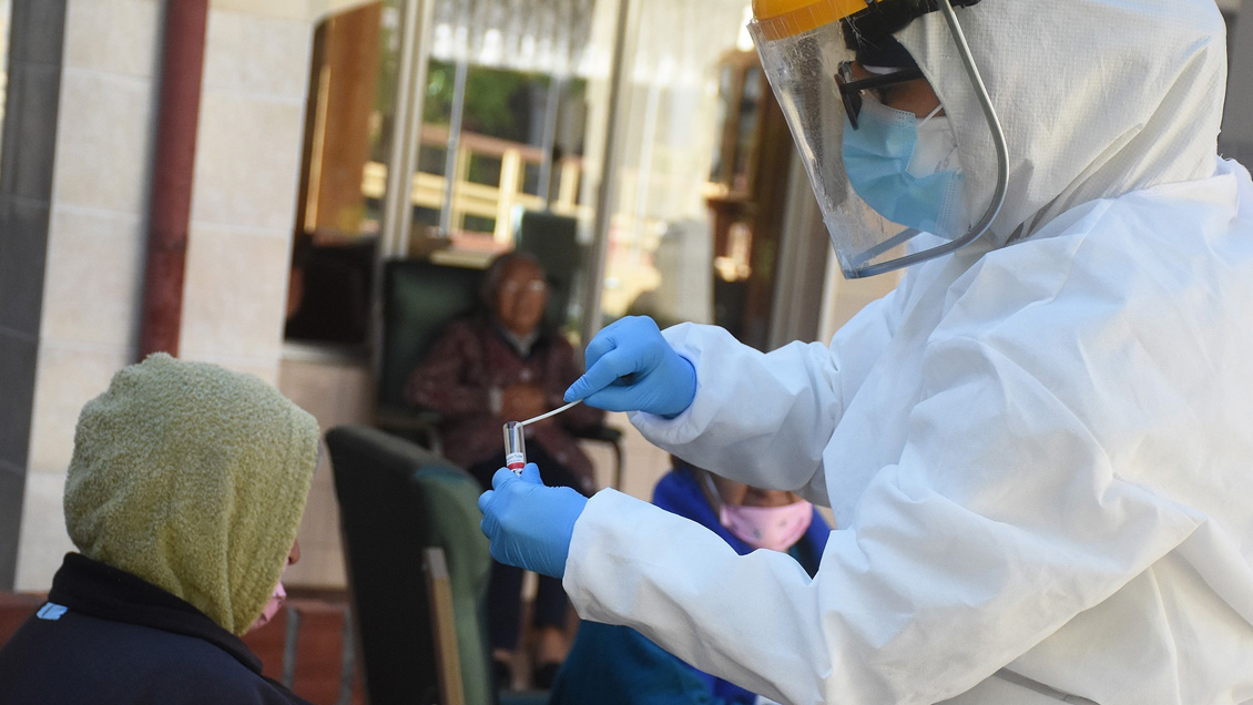 Bolivia registra récord de fallecidos en la segunda ola y se acerca a los 200 mil contagios de Covid-19