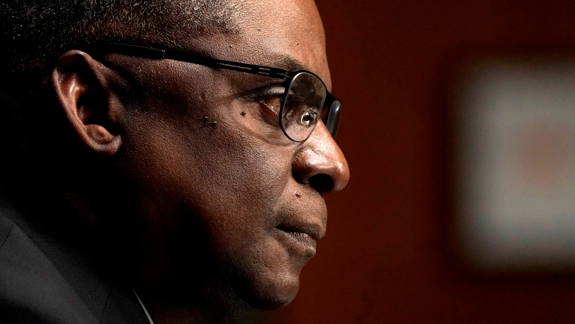 Senado confirmó al primer afroamericano como secretario de Defensa de EEUU