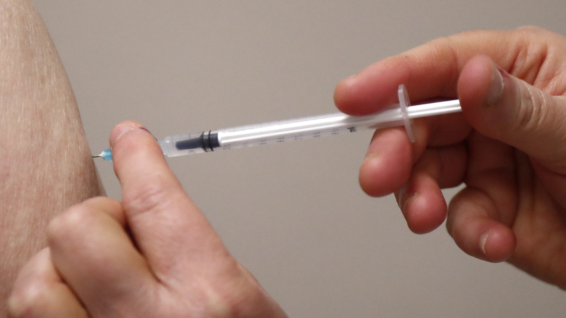 Francia ya ha vacunado a un millón de personas contra el coronavirus