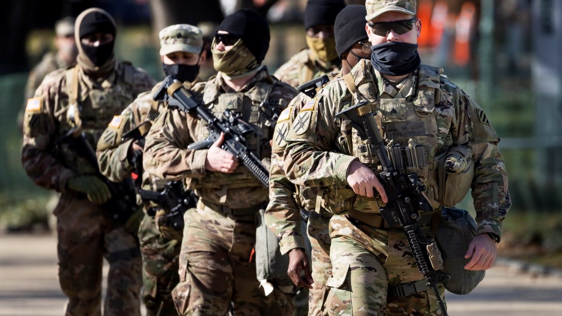 Biden anula veto de Trump a los transgénero en las Fuerzas Armadas de Estados Unidos