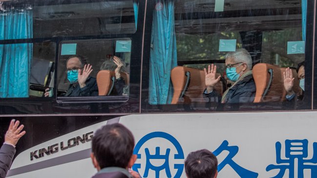 La OMS comienza su misión sobre el terreno en Wuhan con especial secretismo