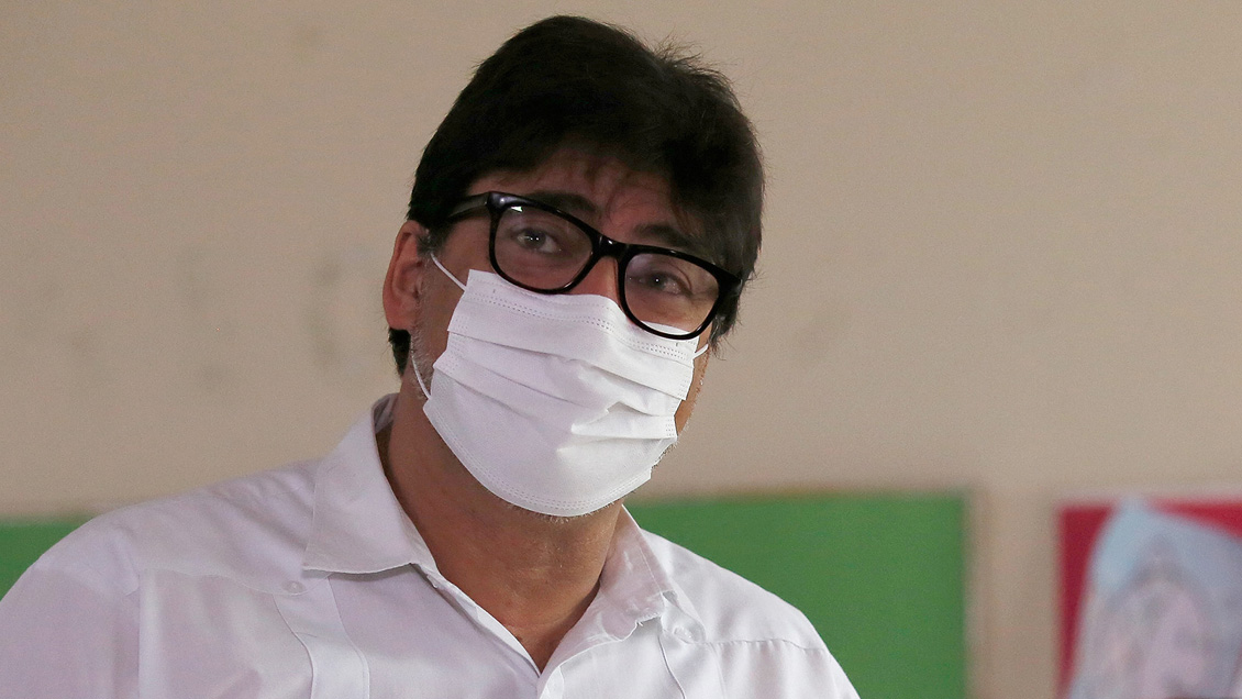 Polémica por Avifavir: Jadue se defendió de las críticas y les cargó un 