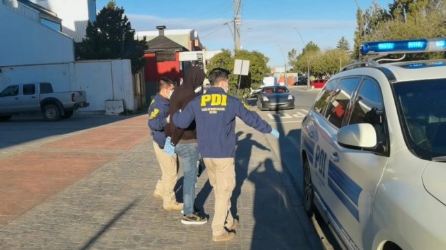 Prisión preventiva para sujeto acusado de asaltar a taxistas en Punta Arenas