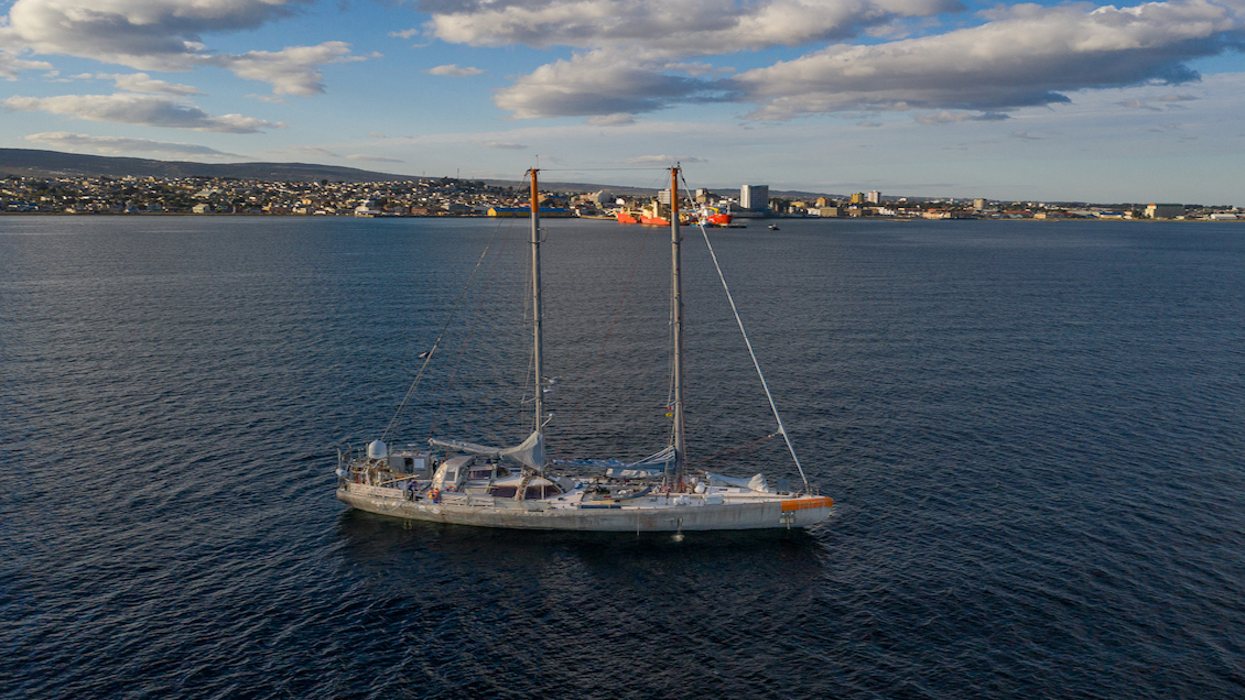 Velero científico llega a Chile desde Francia para investigar el microbioma marino