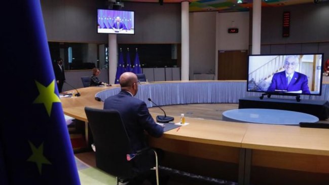 Piñera habló con el líder del Consejo Europeo sobre un 