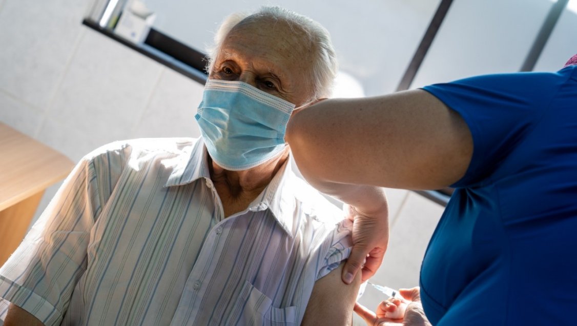 Ñuble tiene al 15% de su población objetiva vacunada contra el coronavirus