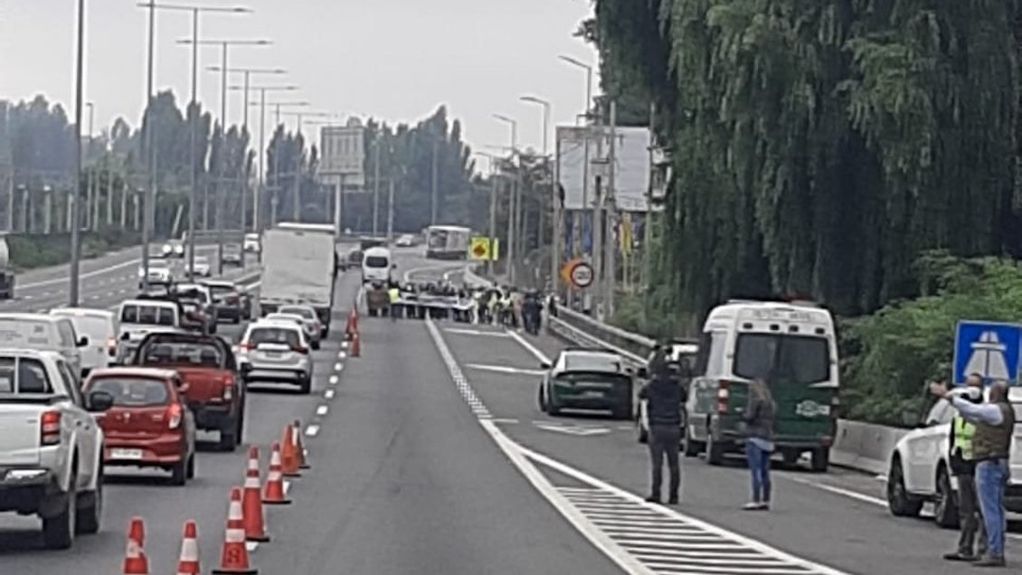 Trabajadores de Monticello protestaron en la Ruta 5 exigiendo reapertura de los casinos