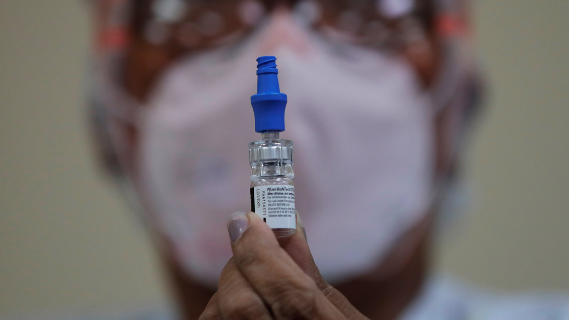 OMS advierte que el freno de la pandemia aún no se debe a las vacunaciones