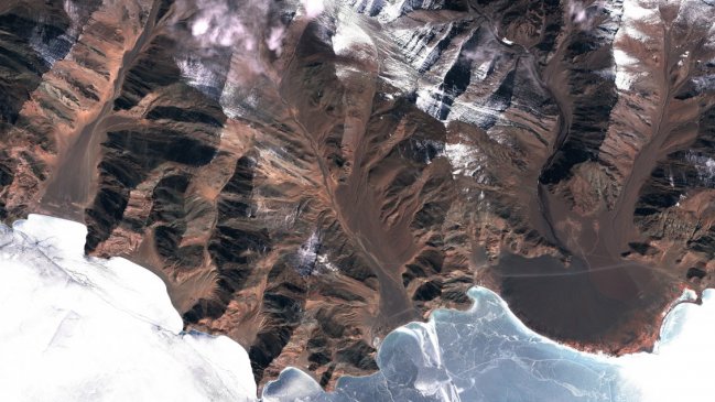 Imágenes vía satélite confirman la retirada china de la frontera con la India