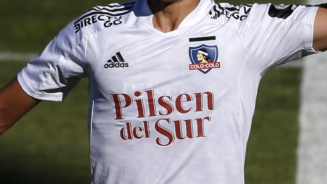 Hinchas de Colo Colo fueron detenidos por causar desórdenes afuera del Monumental