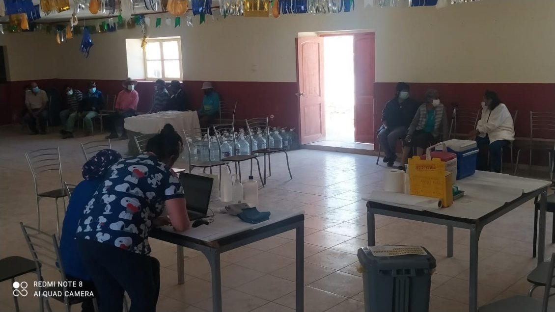 Poblado de Macaya vacunó a todos sus adultos mayores contra el Covid-19