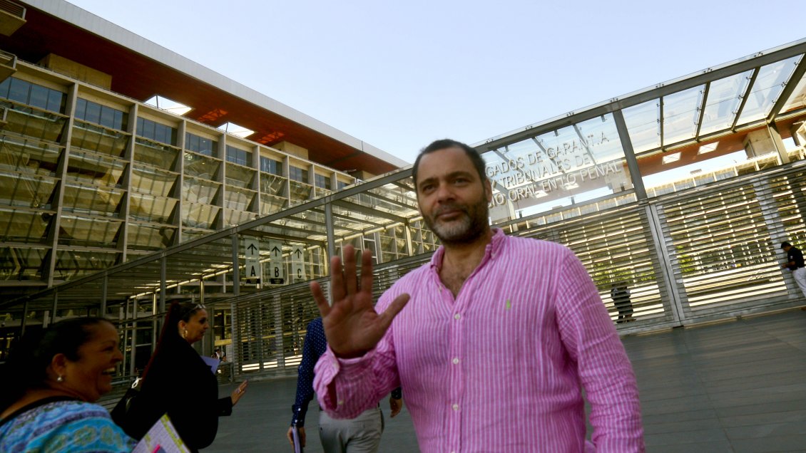 Cristian Rosselot fue formalizado por violencia intrafamiliar y enviado a un siquiátrico