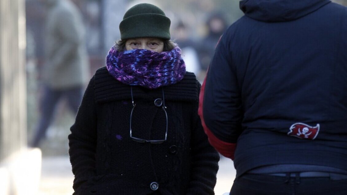 Verano atípico: Récord de frío en Santiago y sequía en la zona sur