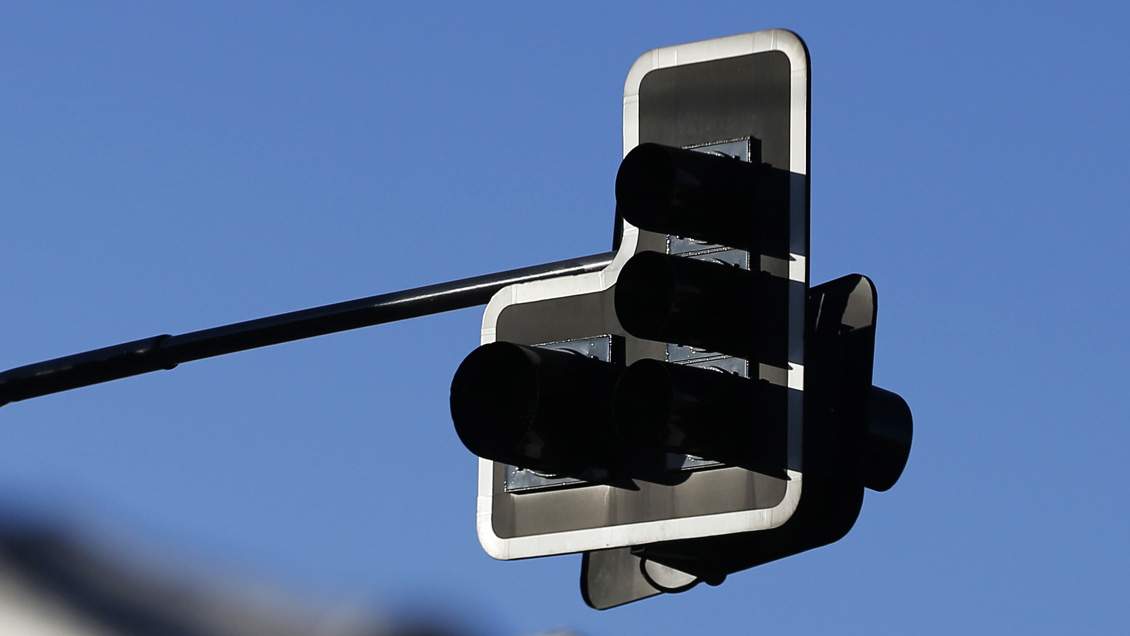 Detenido conductor que provocó caída de semáforo sobre una niña en Renca