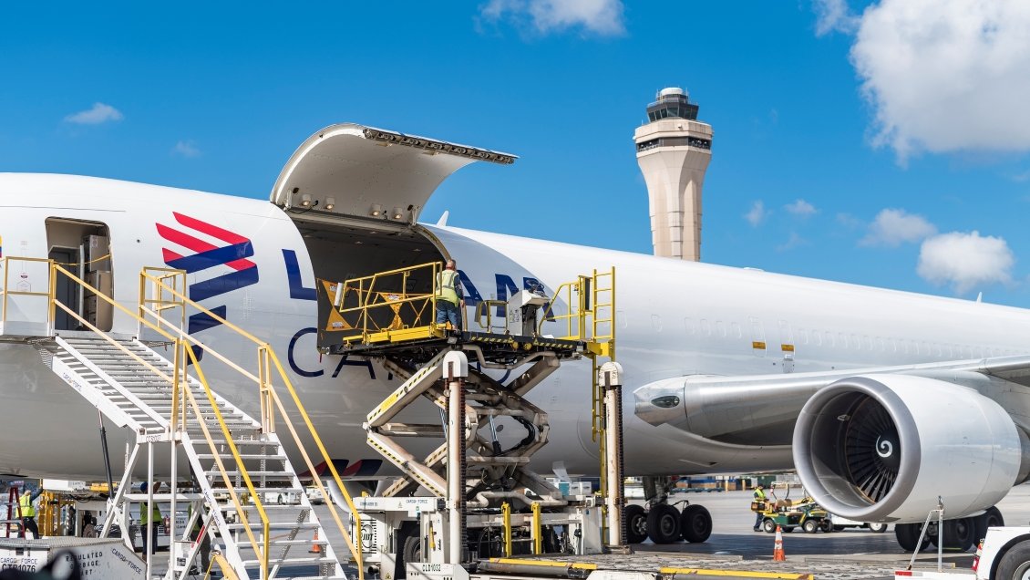 Latam convertirá ocho aviones Boeing en cargueros antes de 2023