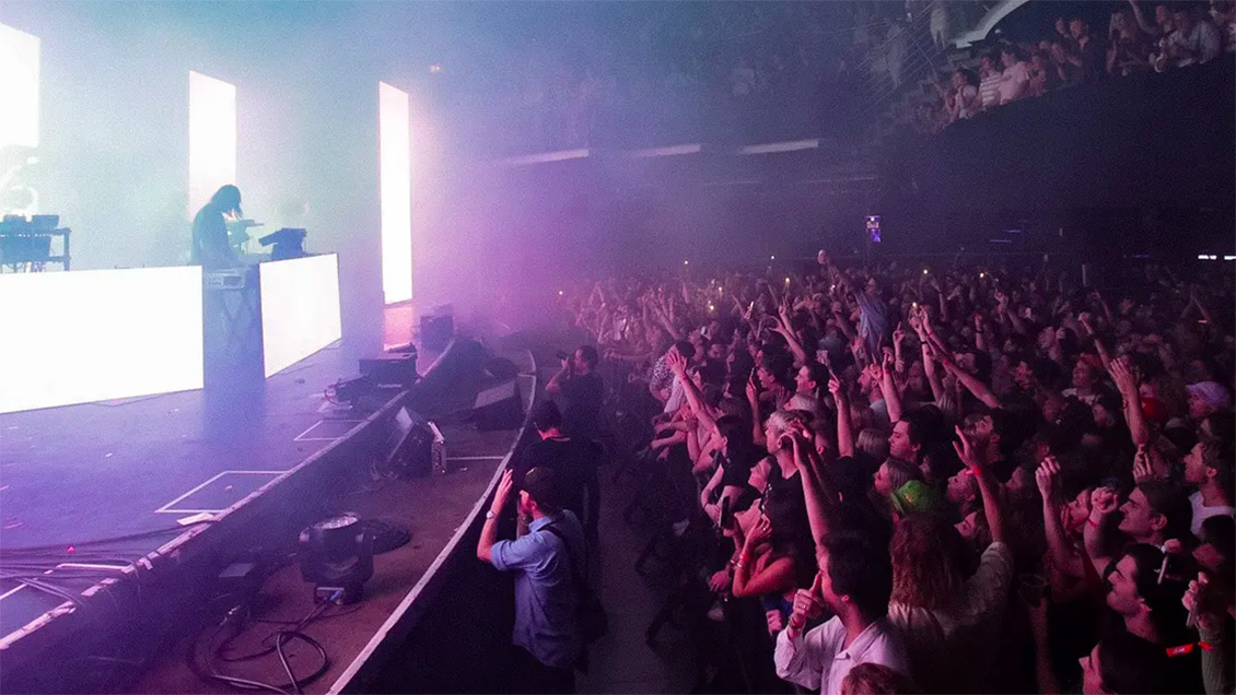 Australia retoma la normalidad y Tame Impala da inicio a conciertos en recintos cerrados