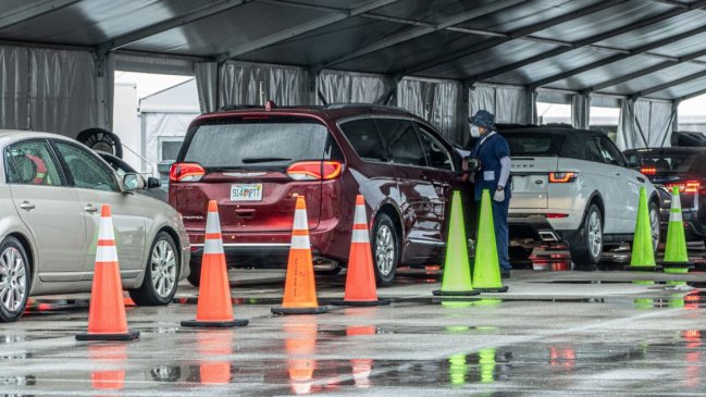 Congresistas de Florida buscan otorgar licencias de conducir a indocumentados