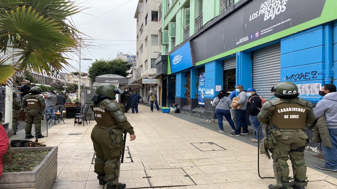 Carabineros desalojó a 40 personas de un edificio que funcionaba como hotel en Viña del Mar