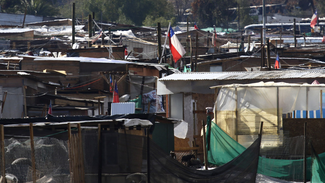 Techo-Chile: El sistema de vivienda no está dando abasto