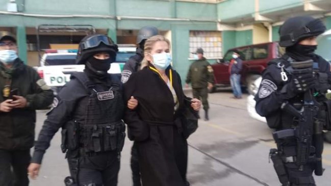 El curioso escondite de la ex presidenta boliviana para evitar su detención