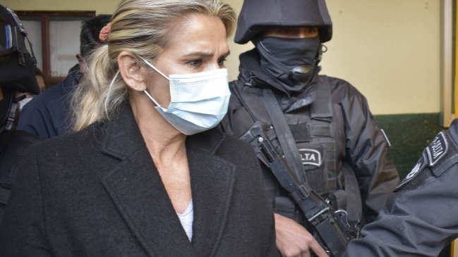 Fiscalía boliviana solicita seis meses de detención preventiva para Áñez