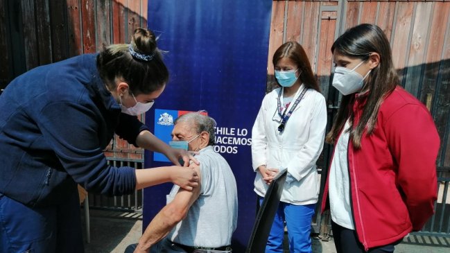 Ñuble lidera proceso de vacunación de personas en situación de calle