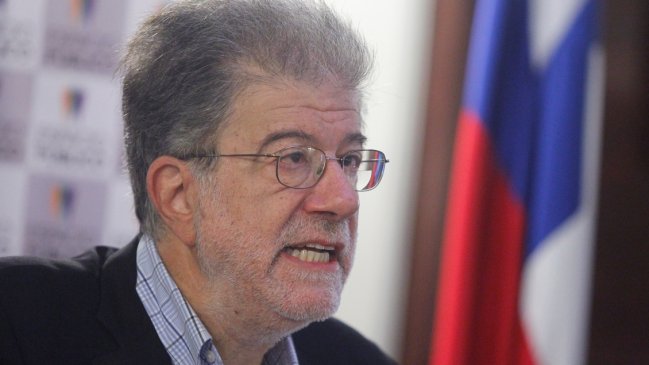 Eduardo Engel rechaza aplazar elecciones: No podemos poner la democracia en un congelador