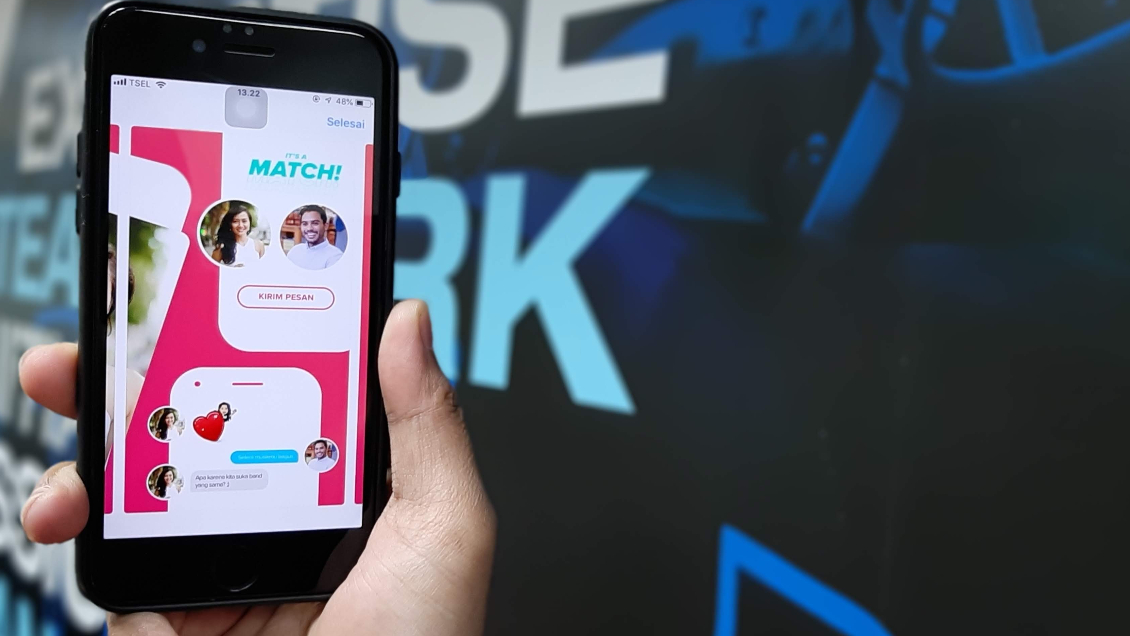 Usuarios de Tinder podrán acceder a antecedentes de violencia de género de sus 