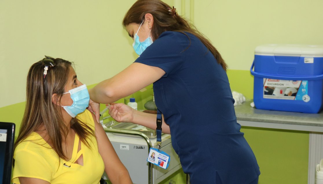 Ñuble es la segunda región de Chile con mayor administración de ambas dosis