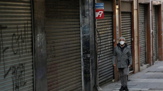Banco Central: La economía chilena cayó 5,8% en 2020, la peor recesión en 40 años