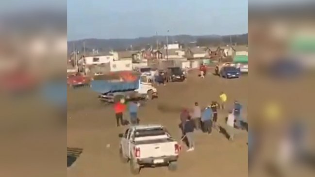 Conductor terminó baleado tras arremeter contra personas en carrera a la chilena ilegal en San Pedro de la Paz