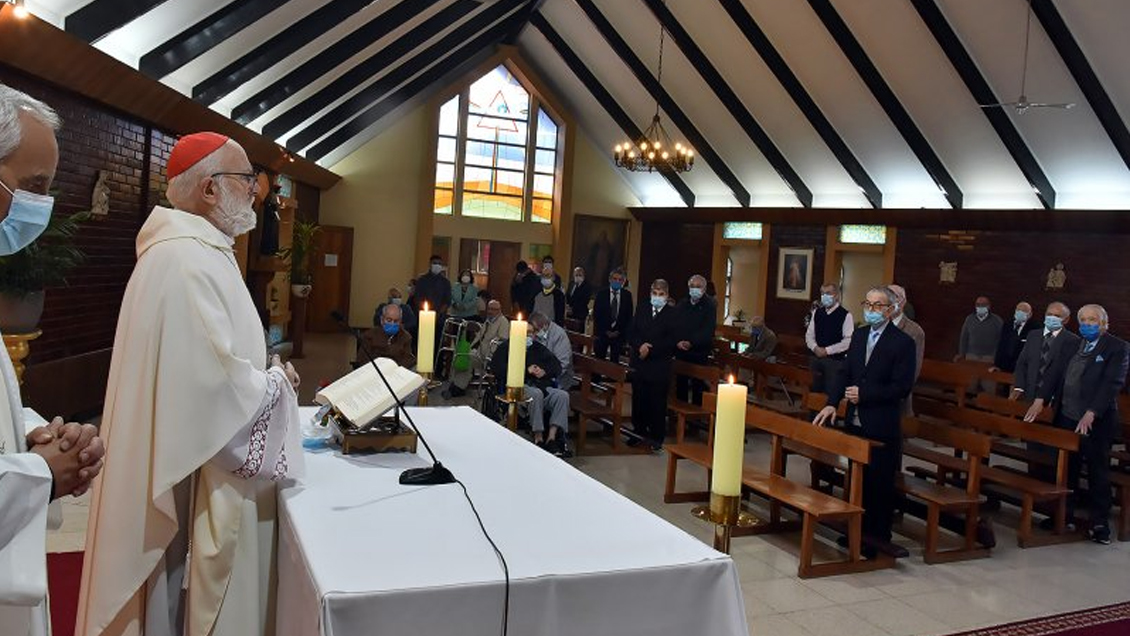Cardenal Aós se disculpó por realizar misa en hogar de ancianos sin respetar el aforo establecido