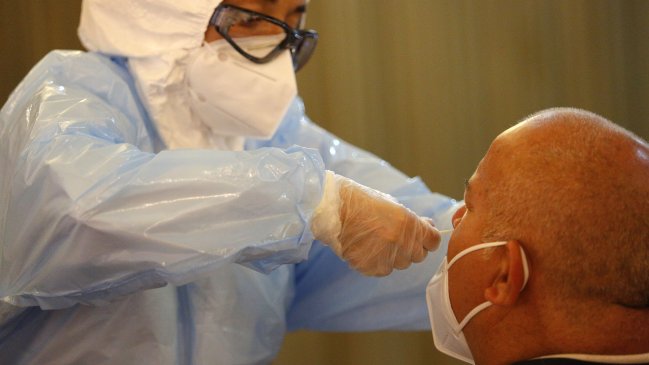 Minsal explica polémica circular: Los trabajadores asintomáticos pueden trabajar sólo si quieren