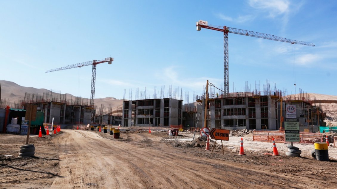 Transferencia de terrenos al Serviu permitirá construcción de 1.200 viviendas en Tarapacá